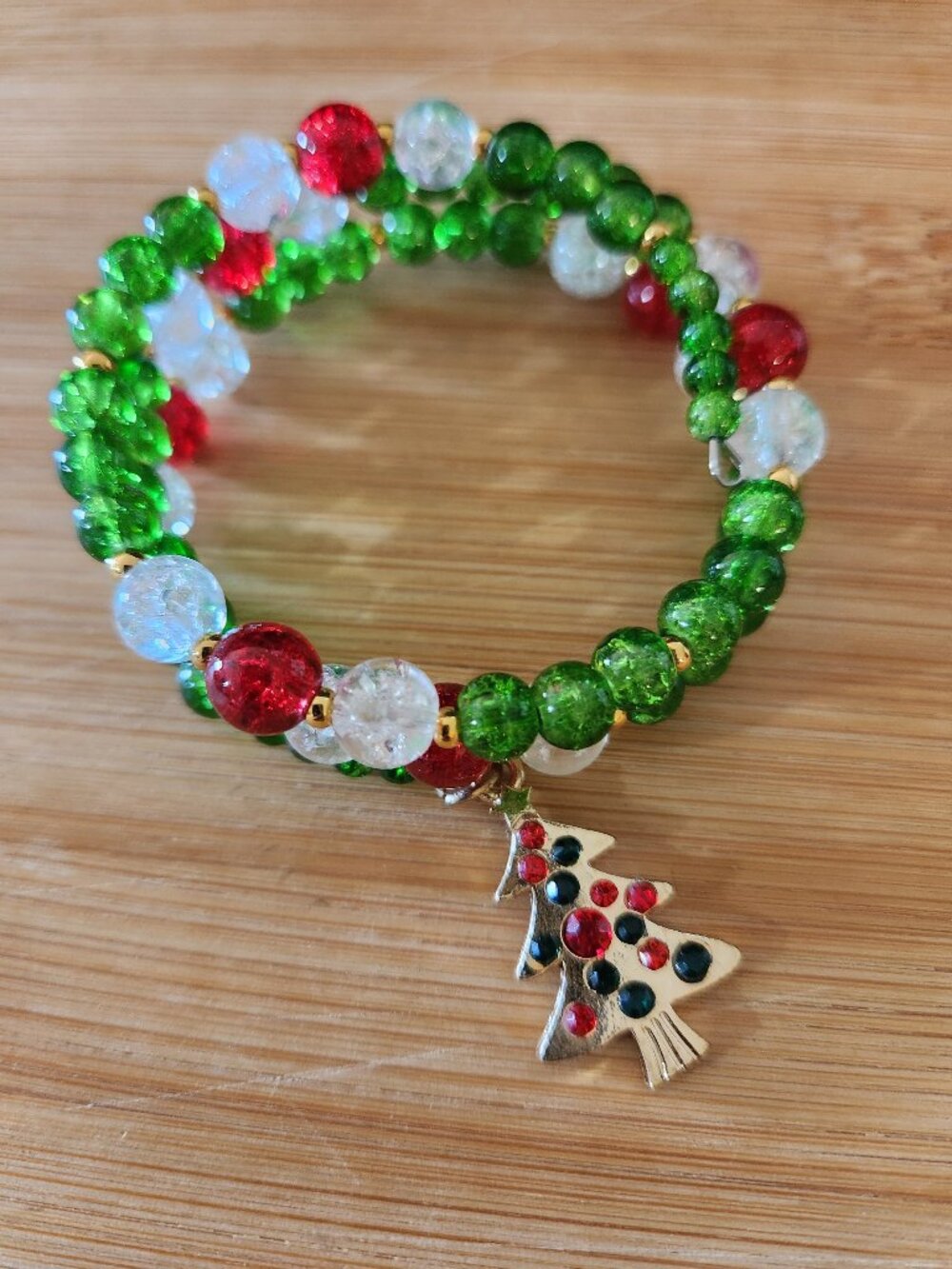 Hand Crafted Christmas Tree Charm Beaded Wrap Bracelet Green Red White